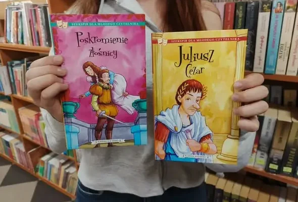 Klasyka literatury w nowej odsłonie – biblioteka w Kornowacu zaprasza młodych czytelników