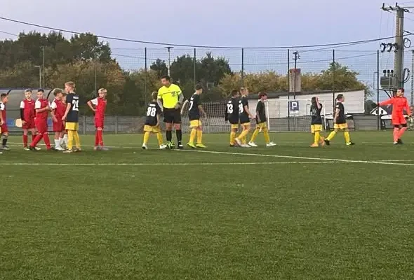 Młodzik D2: UKS Błyskawica Kornowac przegrywa z AP United 1:5