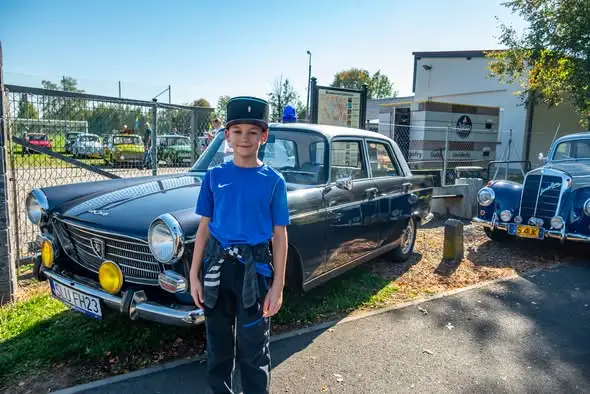 Zakończenie sezonu motoryzacyjnego w Zabełkowie – ponad 150 zabytkowych pojazdów