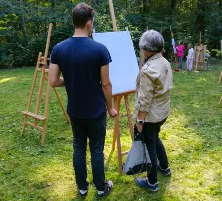 Weekend seniora z kulturą w Raciborzu: plener malarski w Arboretum Bramy Morawskiej