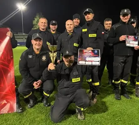Nocne zawody strażackie w Gorzycach: OSP Krzanowice z Pucharem Prezesa