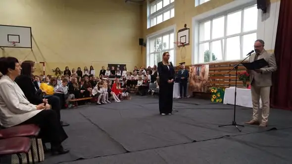 Dzień Edukacji Narodowej w Szkole Podstawowej w Nędzy – stypendia i wyróżnienia dla uczniów