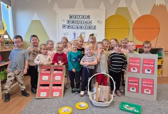 Przedszkolaki z Rudnika poznały tajniki pracy listonosza