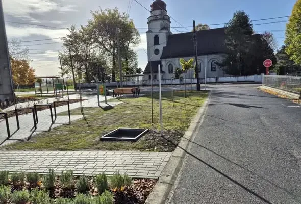 Bojanów z nową przestrzenią publiczną – zakończono inwestycję wartą blisko 100 tys. zł